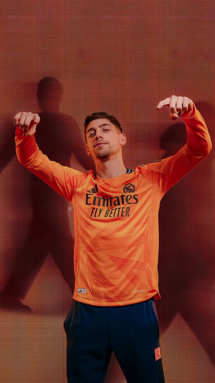 Camisa Manga Longa laranja Real Madrid 2024-25