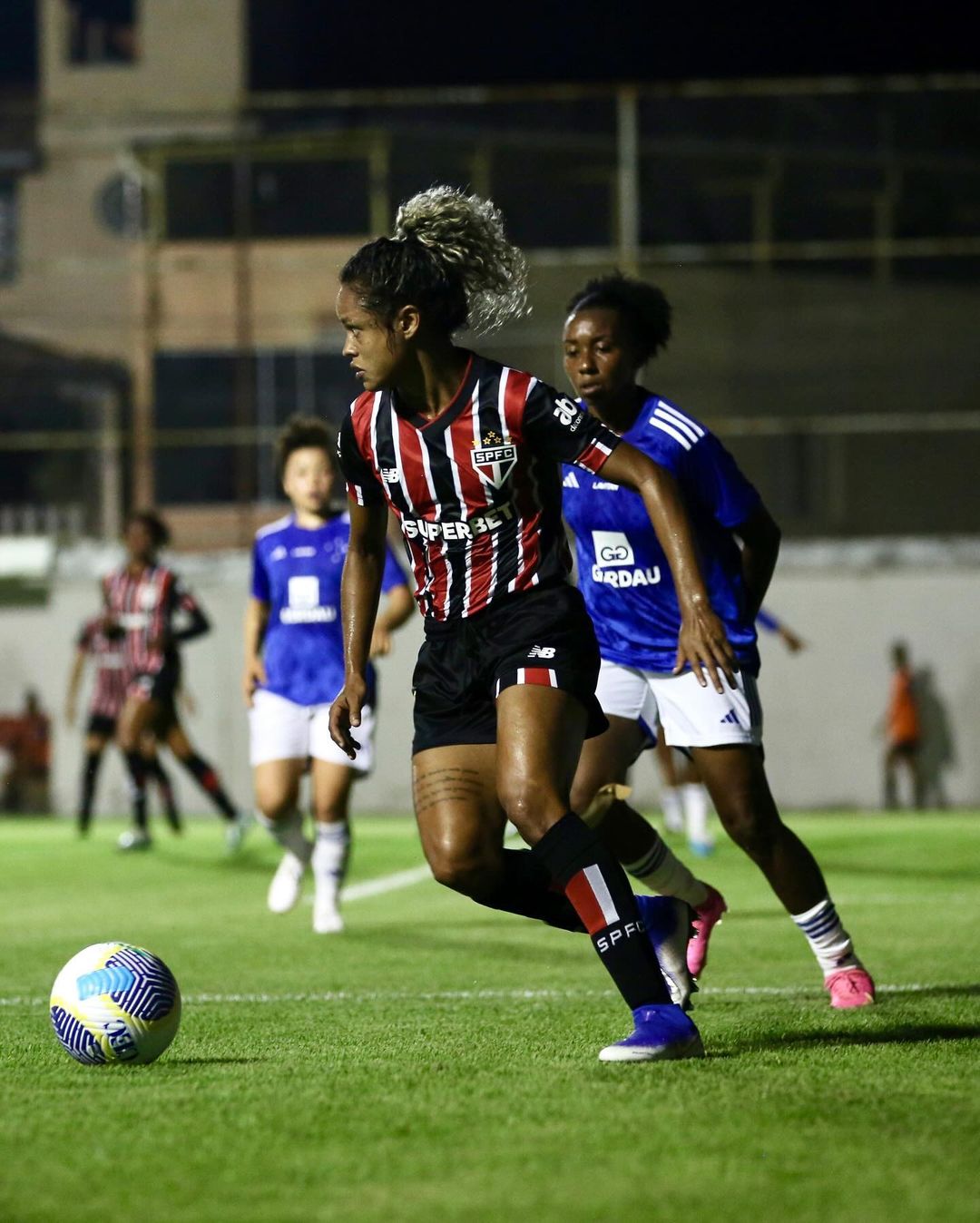 São Paulo FC uniforme 2  Feminino 24-25